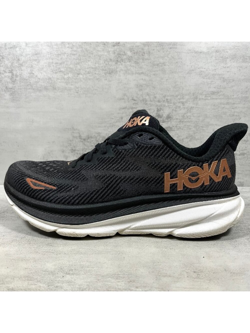 Hoka Clifton 9 Running Shoes - Women's Size 7.5 - Black
